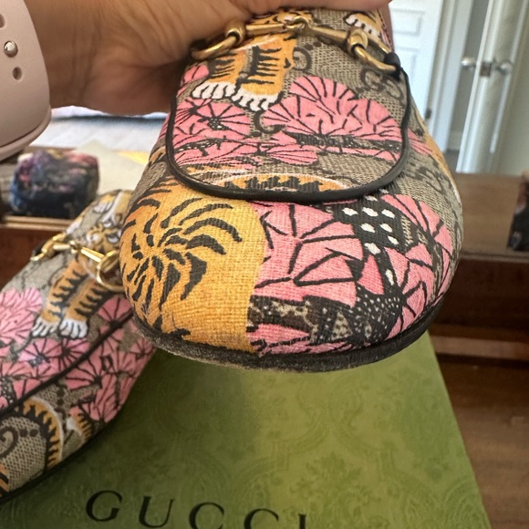 Excellent pre loved conditions Gucci Flats - Picture 11 of 16